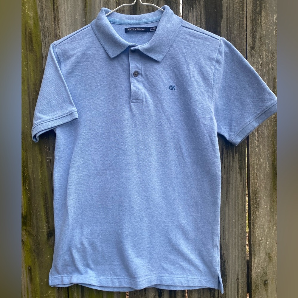 Calvin Klein boys polo short sleeve shirt, excellent condition